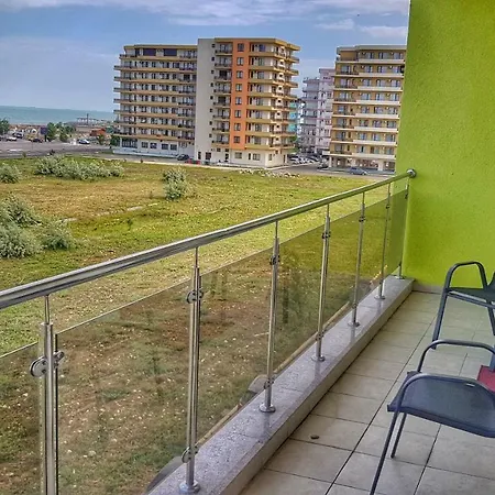 Apartment Sea View Summerland Studio